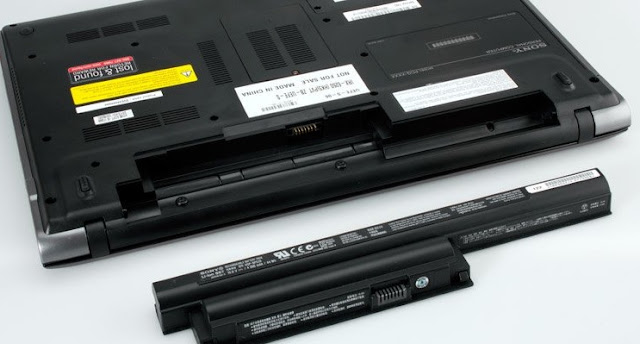 Ganti Baterai Laptop Rusak